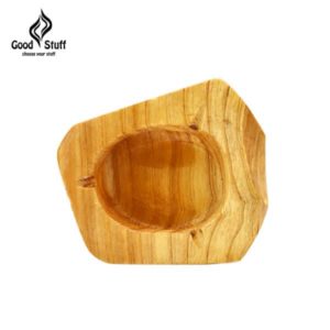 מאפרת עץ בהיר