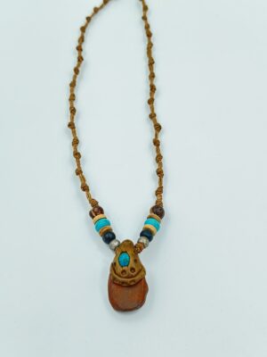 שרשרת מאלה מקרמה בעבודת יד