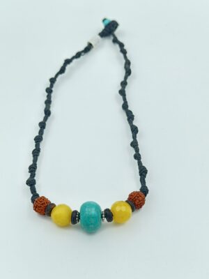 שרשרת מאלה מקרמה בעבודת יד